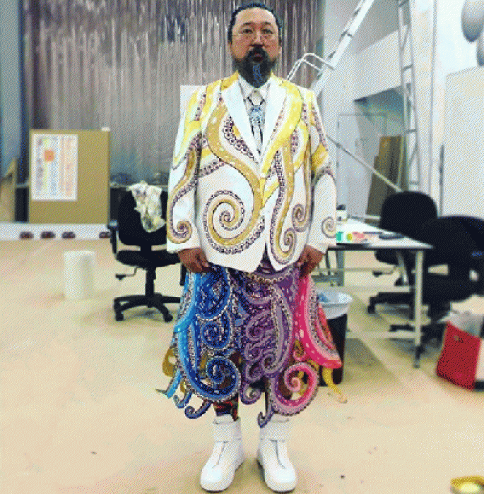 Поразительная юбка со «щупальцами»