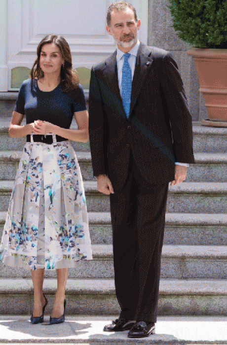 Цветочный наряд королевы Испании