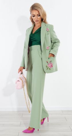 Костюми жіночі