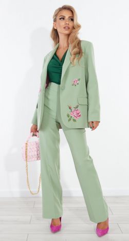 Брючний костюм з вишивкою