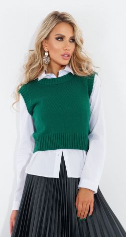 Вязаная жилетка