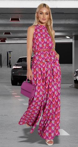 Гарний брючний костюм