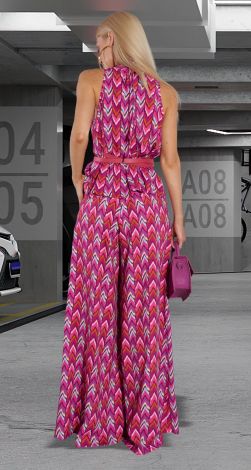 Гарний брючний костюм