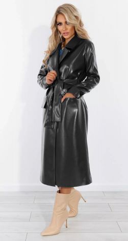 Жіночий верхній одяг