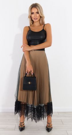 Гарна спідниця плісе