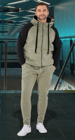 Красивый и теплый костюм на флисе