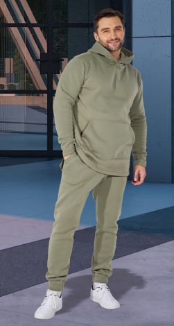 Красивый и теплый костюм на флисе