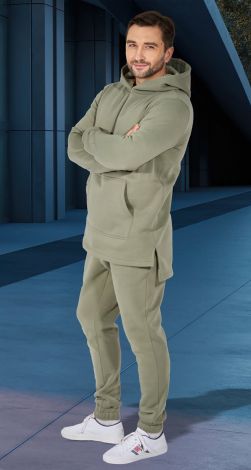 Мужские спортивные костюмы