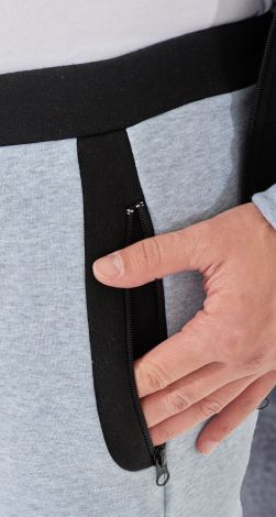 Мужские спортивные костюмы