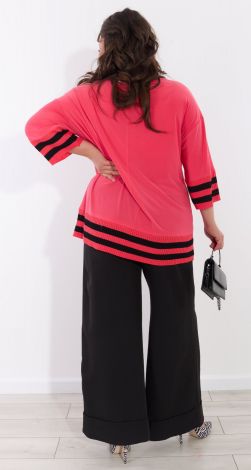 Стильний брючний костюм великого розміру