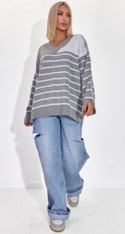 Стильный свитер