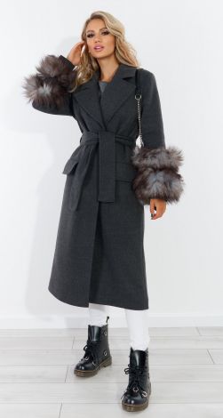 Coat with natural fur