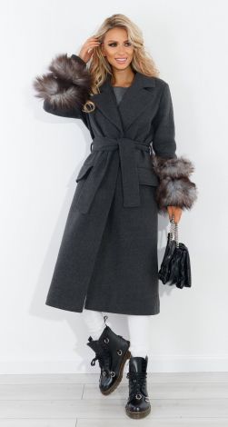 Coat with natural fur