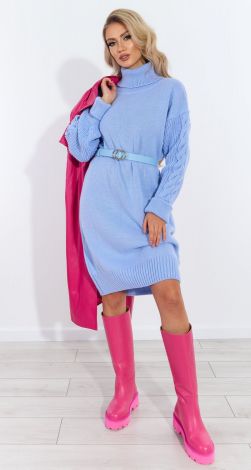 Платье с косами