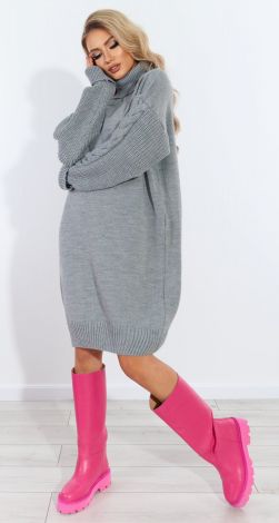 Платье с косами