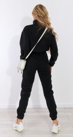 Костюми жіночі