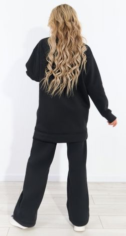 Костюмы женские