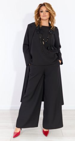 Костюми жіночі