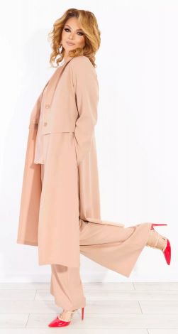 Костюми жіночі