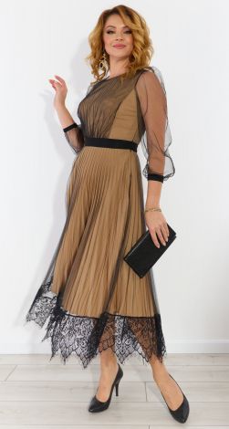 Нарядное платье плиссе большого размера