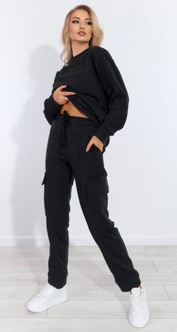 Костюмы женские