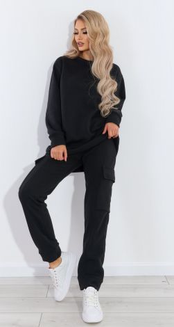 Костюмы женские