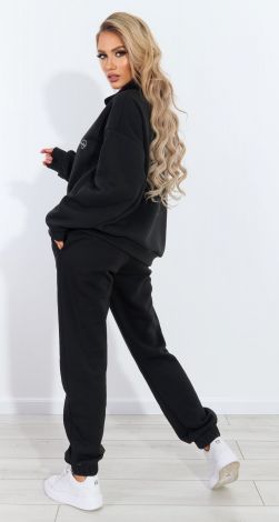 Костюми жіночі