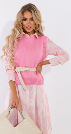 Вязаная жилетка