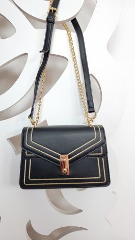 Красива чорна сумка