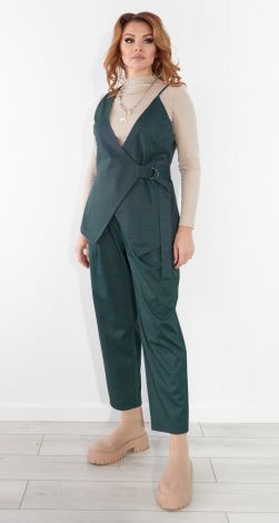 Костюми жіночі