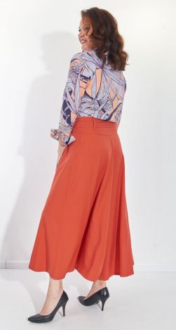 Костюми жіночі