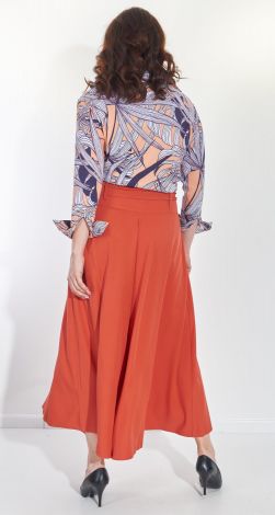 Костюми жіночі