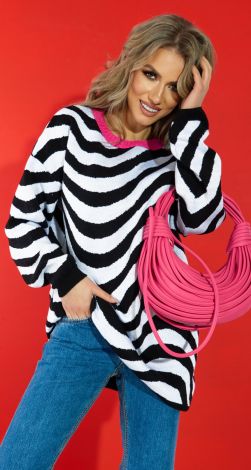 Стильный свитер