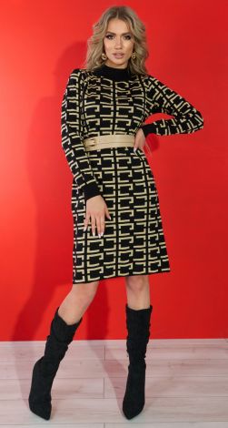 В'язана сукня гольф