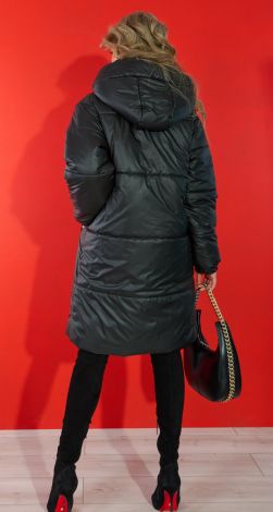 Жіночий верхній одяг