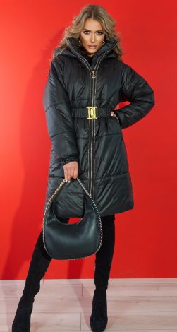 Жіночий верхній одяг