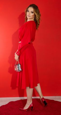 Костюми жіночі