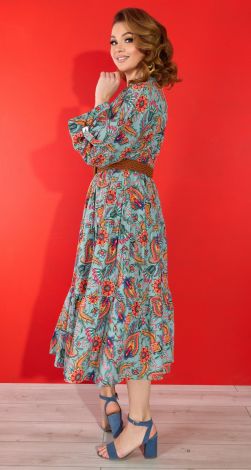 Стильное платье большого размера