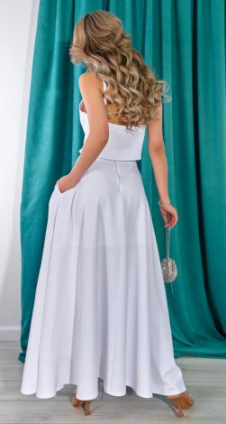 Костюми жіночі