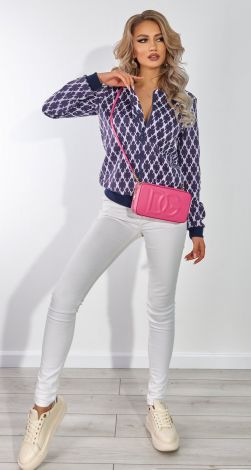 Гарний бомбер на підкладці