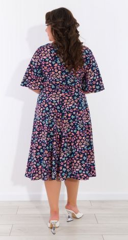 Платья больших размеров