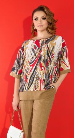 Красивий костюм великого розміру