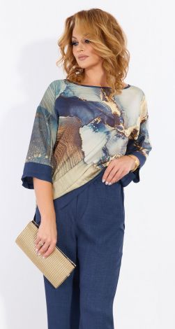 Костюми жіночі