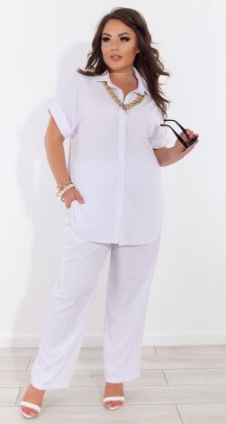 Лёгкий летний костюм