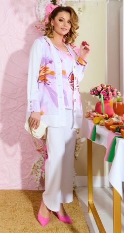 Костюми жіночі