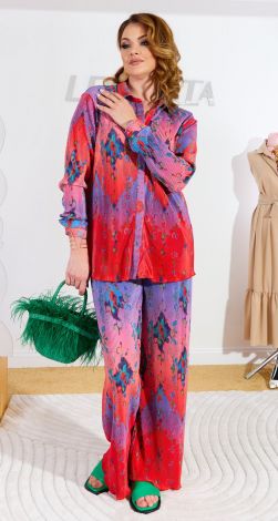 Костюми жіночі