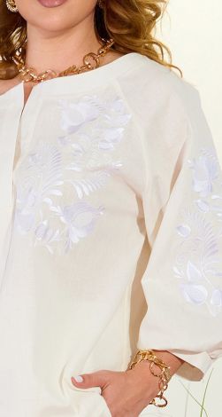 Лляний брючний костюм із вишивкою