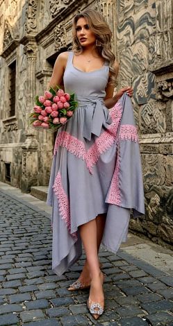 Льняна сукня з бавовняним мереживом