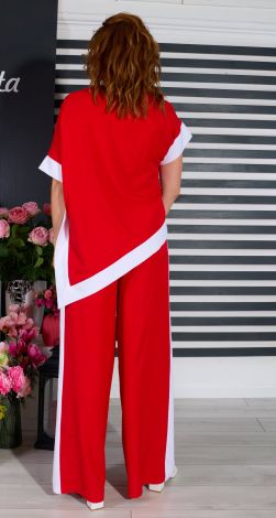 Костюми жіночі