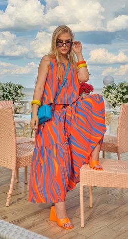 Костюми жіночі